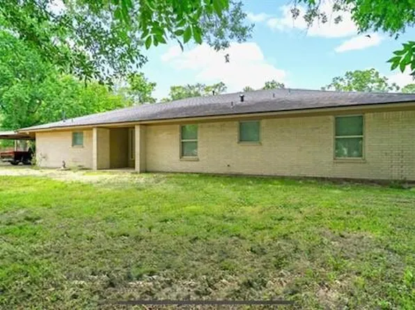 2715 Toyah Ave, Houston, TX 77039