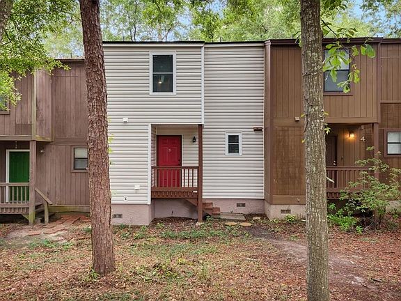 3rd image of 1202 Cross Creek Way APT 3