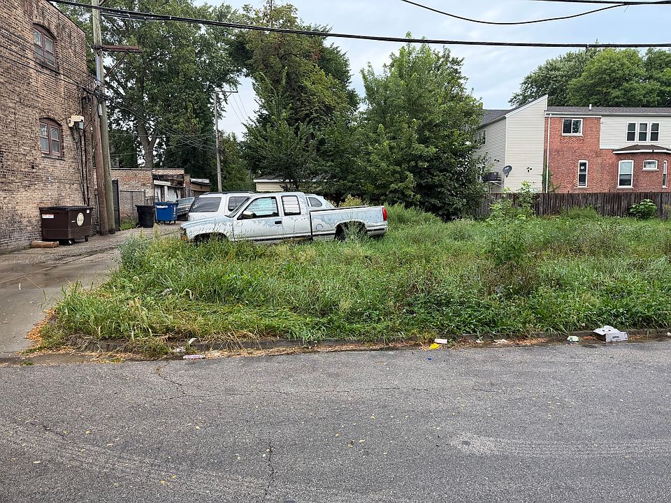 1st image of 2814 E 80th St