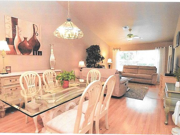 Open Concept Living/Dining