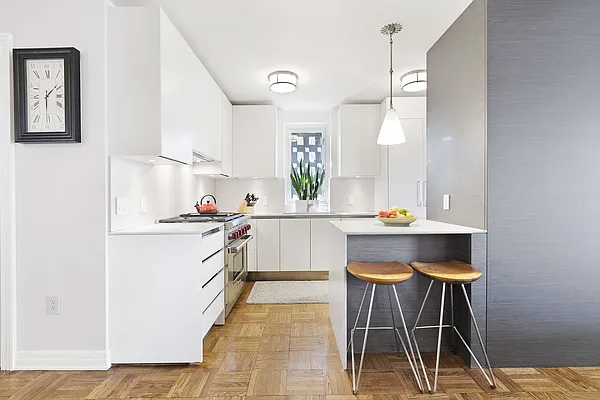 Sold by Compass | media 16