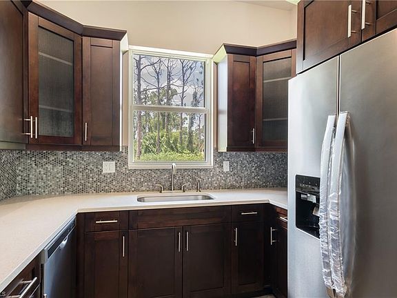 3rd image of 3573 18th Ave NE