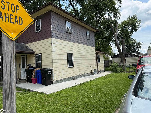 2nd image of 818 E Finley Ave