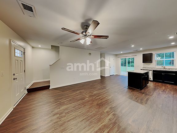 5th image of 139 Portchester Ln