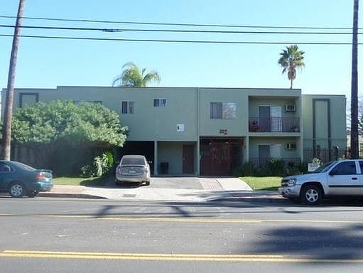 1st image of 308 N Avenue 66