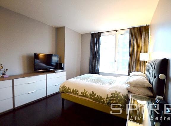 4th image of 306 Gold St APT 10C