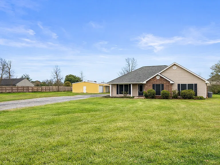 4607 W Prien Lake Rd — Photo 2