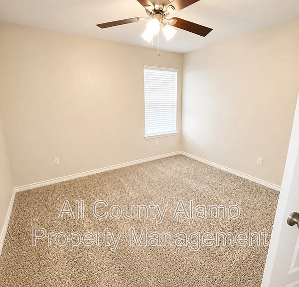 13710 Aria Cv — Photo 9