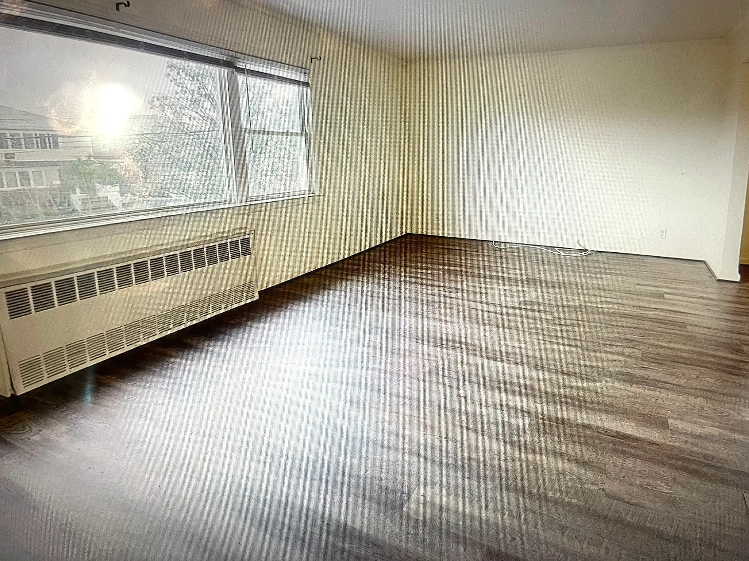 2 bed, 2348 sqft, $3,000 — Photo 1