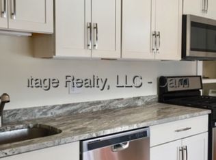 32 Rockingham St #2, Cambridge, MA 02139