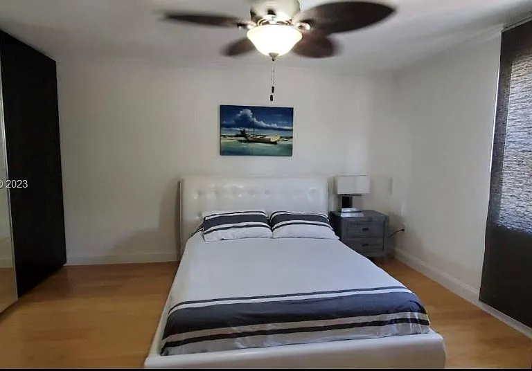 753 Michigan Ave #2B — Photo 2