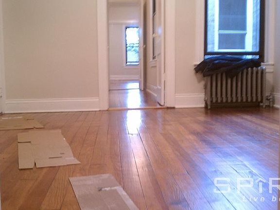 5th image of 4135 48th St APT 3L