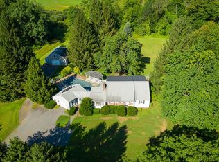 903 Pleasant St, Leominster, MA 01453
