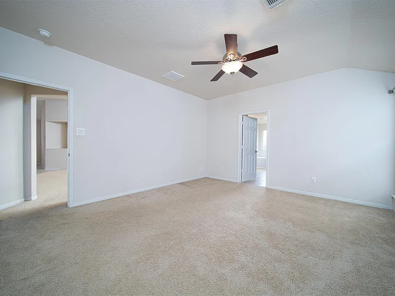 20547 Upland Fair Ln — Photo 24