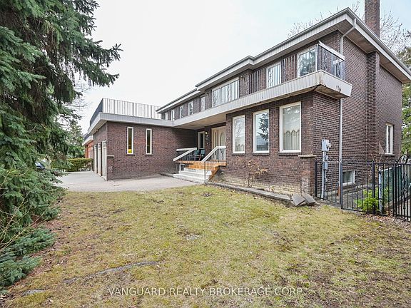 2nd image of 313 Firglen Rdg