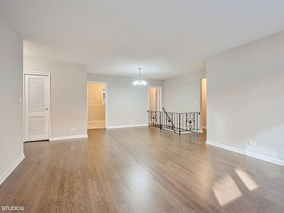 3rd image of 8313 Christiana Ave #1W