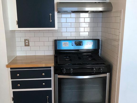 3rd image of 310 Newfield St