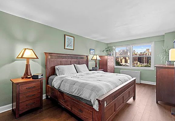 5th image of 525 E 82nd St APT 11F