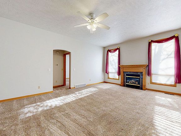 4th image of 5313 W Summer Creek Pl