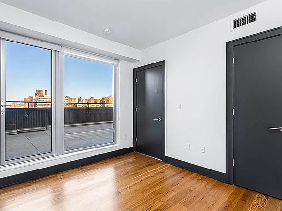 4th image of 340 E 117th St APT 6A