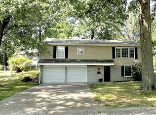 6300 N Woodland Ave, Kansas City, MO 64118