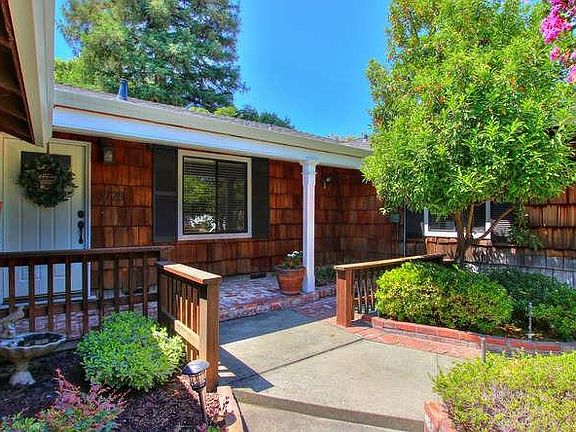 2nd image of 3728 Canna Ct