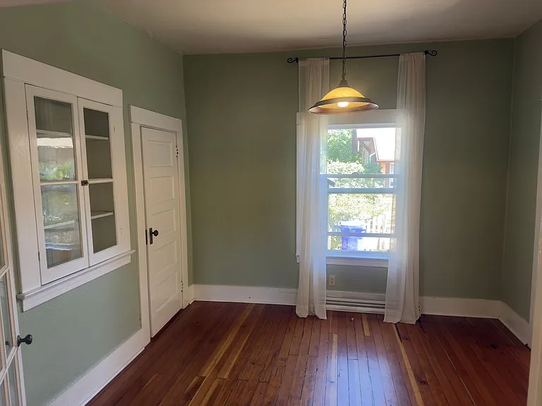 4853 NE 6th Ave — Photo 6