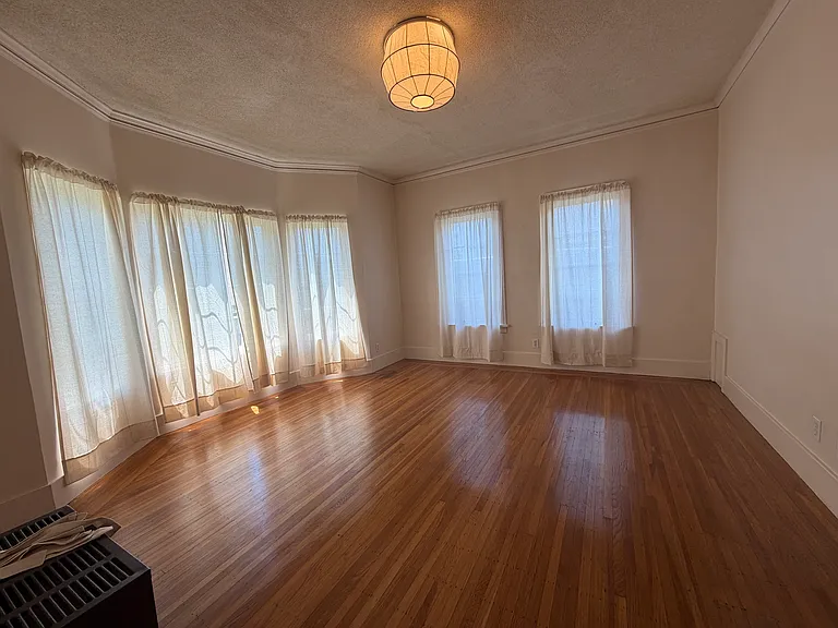 2030 Ashby Ave #3 — Photo 17