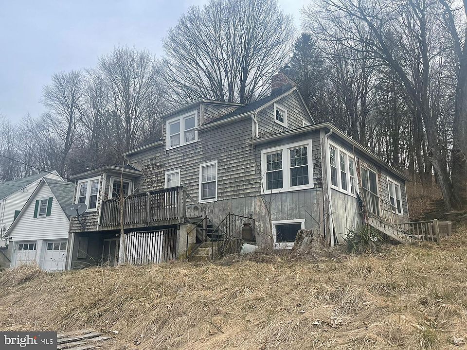 1st image of 108 Main St