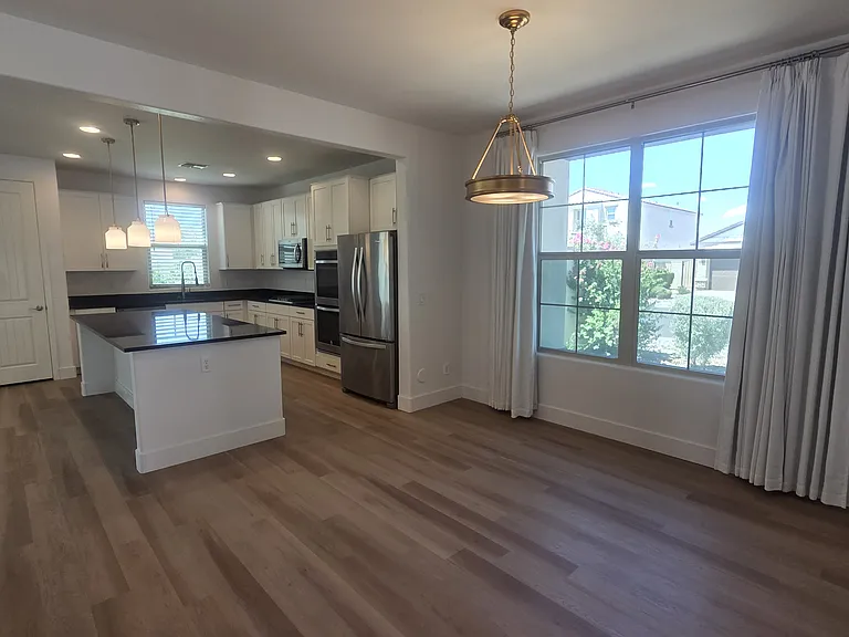 5220 S Hadron — Photo 8