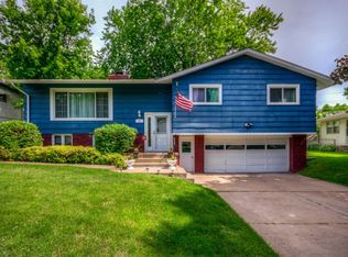 17 Imperial Dr E, West Saint Paul, MN 55118
