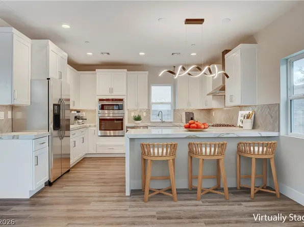 6511 Adrian Ridge Ct, Las Vegas, NV 89149