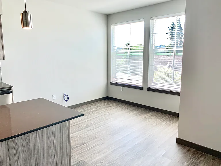 Edge Apartments — Photo 102