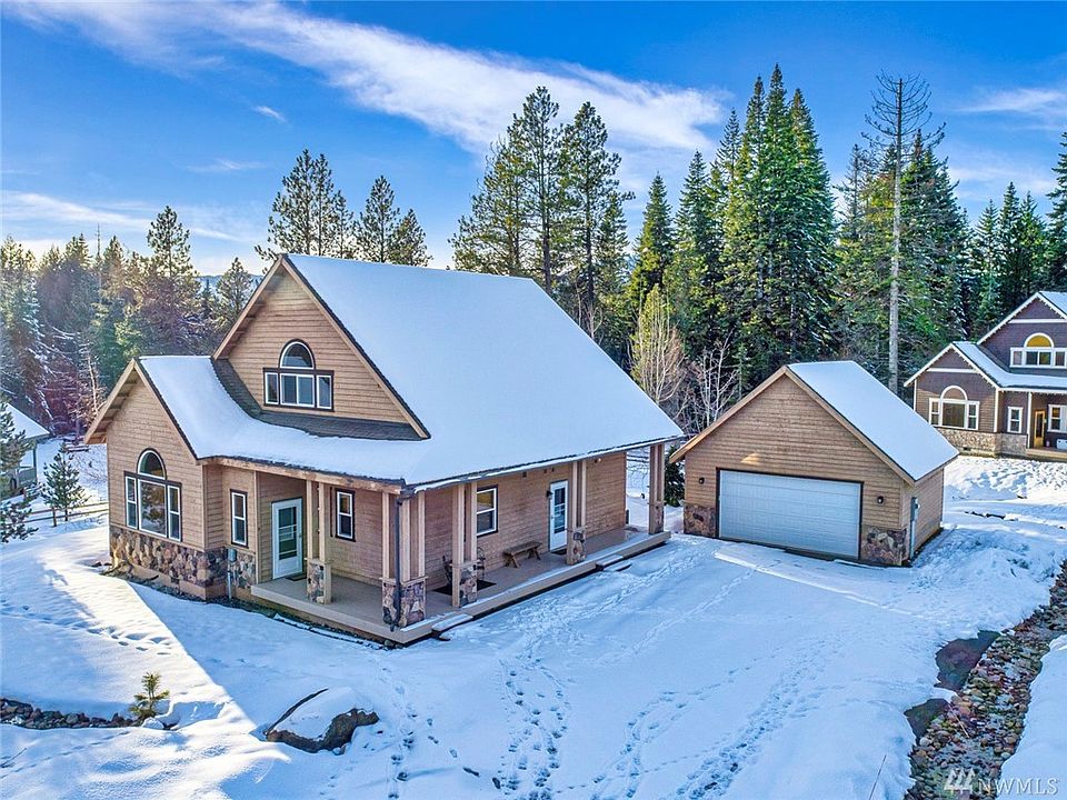 Welcome to 240 Tiger Lily Lane in Roslyn Ridge!