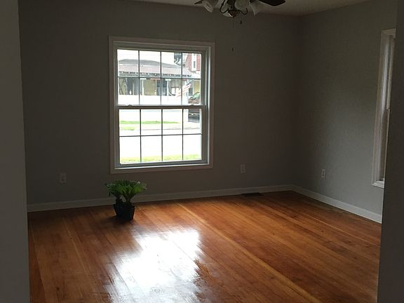 Living room-refinished floor