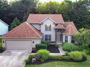 8500 Eaton Dr, Northfield, OH