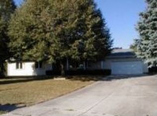 123 Carter Ct, Brookville, OH 45309