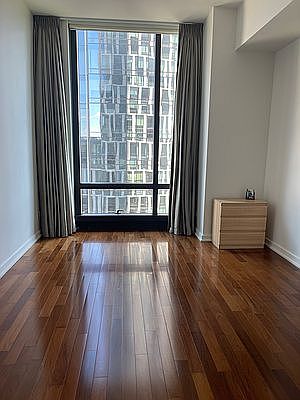 5th image of 101 Warren St APT 1280