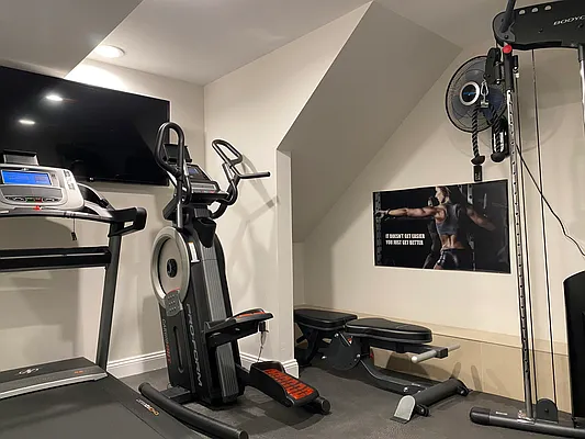 Rented by Christie's International Real Estate Group, LLC | media 28