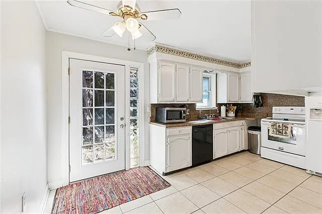 200 Houma Blvd — Photo 6