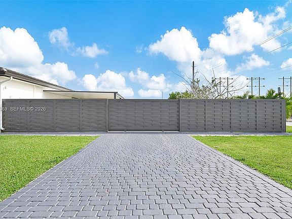 5th image of 13334 SW 227th St