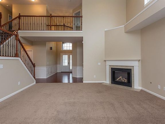 4th image of 7785 Blue Jay Way