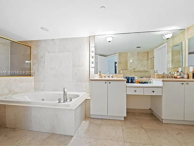 8925 Collins Ave #9J — Photo 18