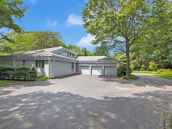 2nd image of 7 Oak Ln