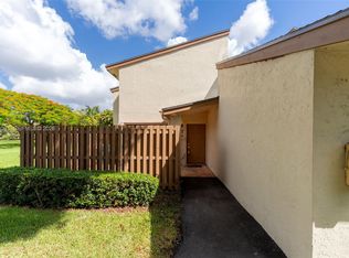 Sabal Chase, Miami, FL 33176