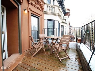 698 Saint Marks Ave, Brooklyn, NY, 11216