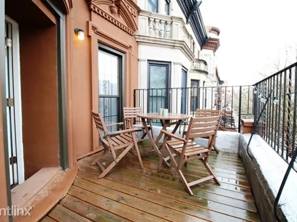 698 Saint Marks Ave, Brooklyn, NY 11216