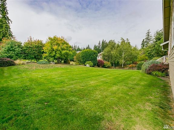 2nd image of 1138 Central Dr