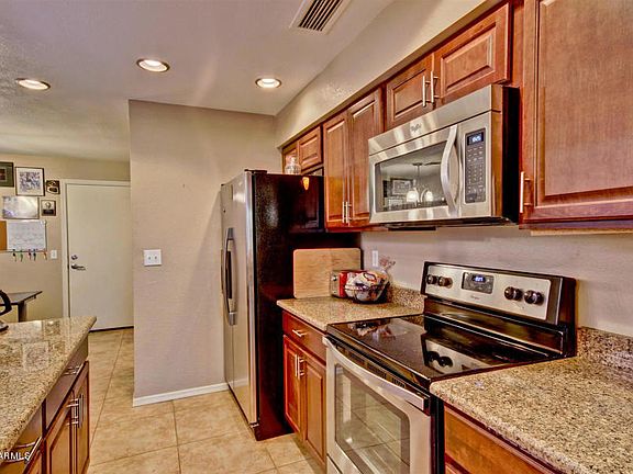 3rd image of 4671 W Harrison St #0