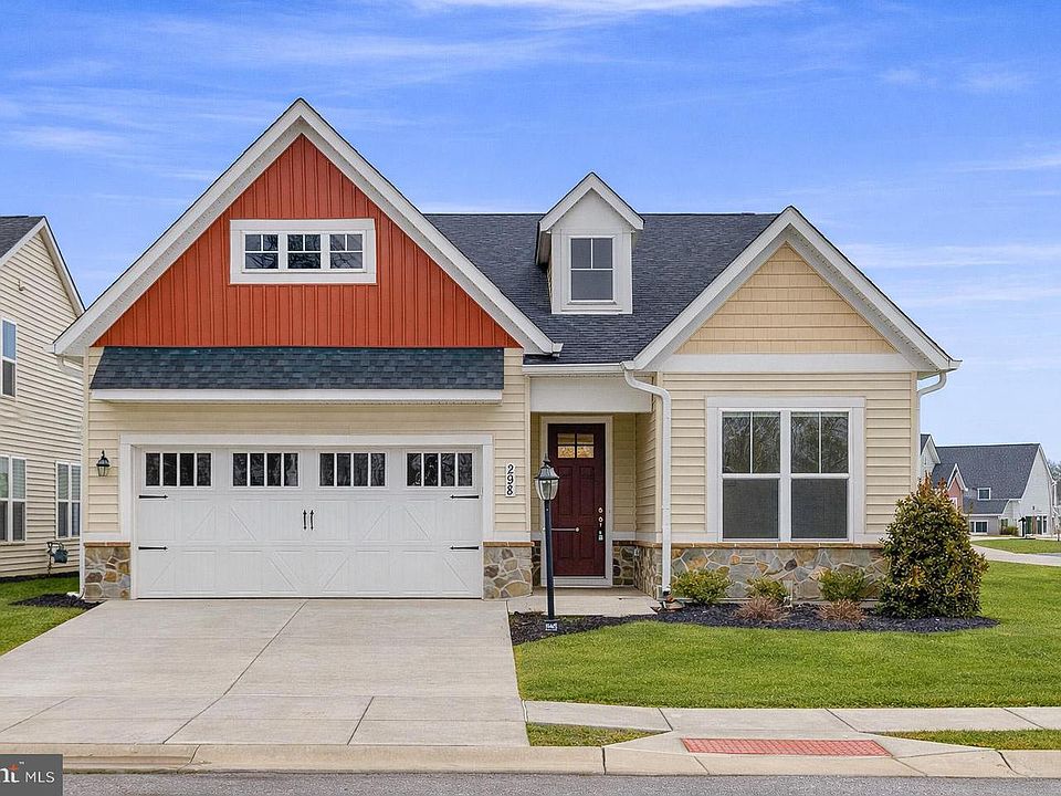 1st image of 298 Rustic Wood Dr